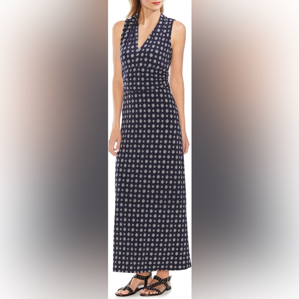 Navy and White Textured Foulard Jersey Maxi Dress
Vince Camuto